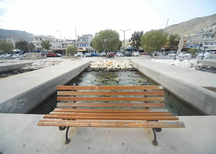 Το Στενάκι
